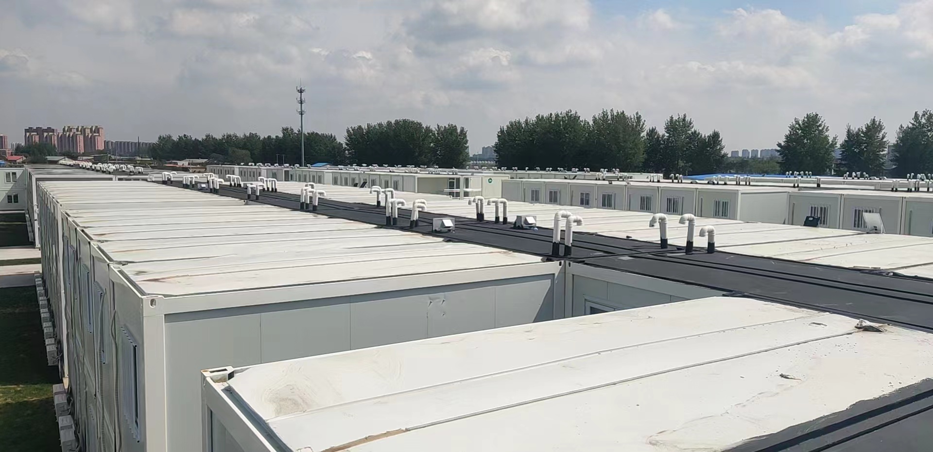 眾志成城，共同抗疫！廣恒防水馳援遼陽方艙醫(yī)院項目。